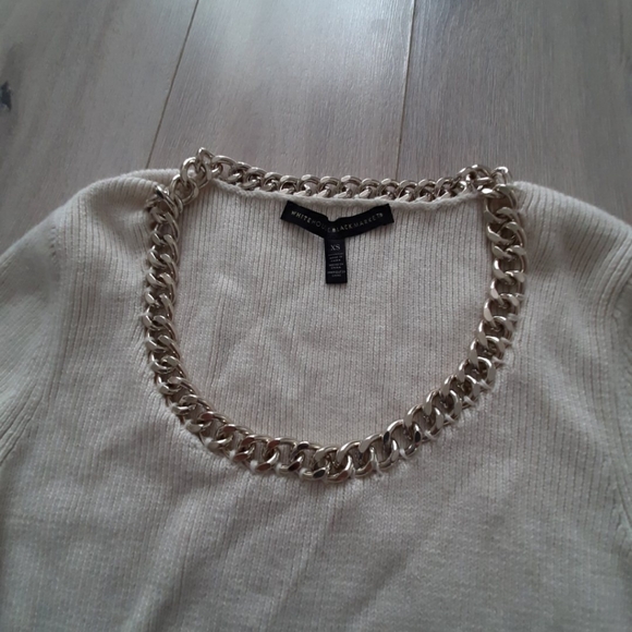 Sweater - Picture 3 of 3